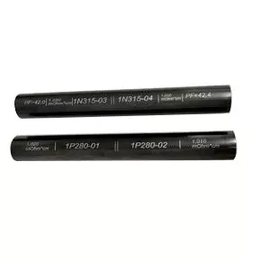 Como os materiais termoelétricos extrudados melhoram a eficiência da conversão de energia?