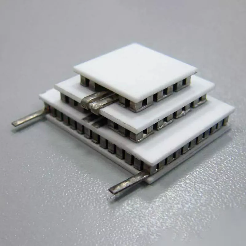 Resfriadores termoelétricos de quatro estágios